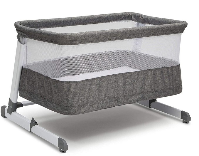 Simmons Kids Room2Grow 2-in-1 Newborn Bedside Bassinet & Infant Sleeper